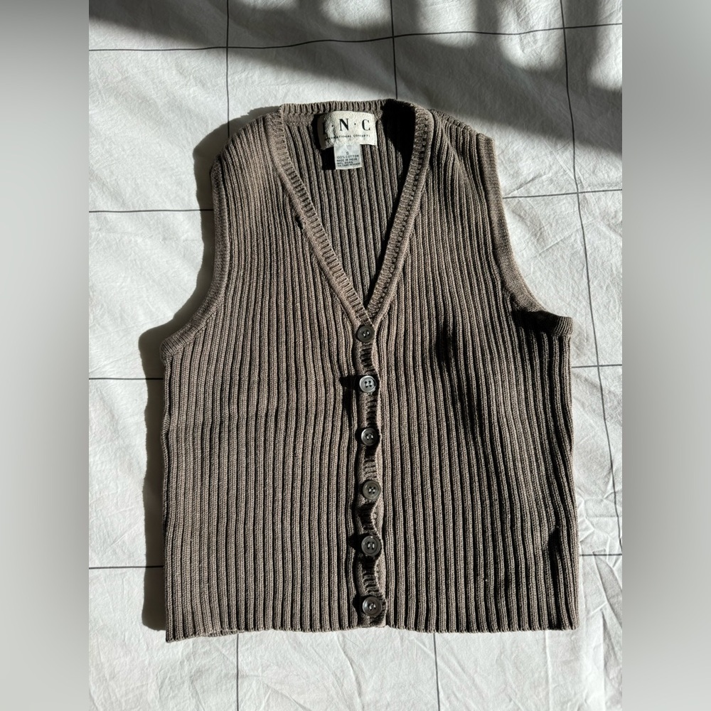 Vintage button up tank
